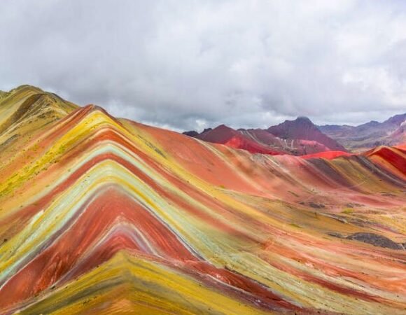 Rainbow Mountain Full Day Hike
