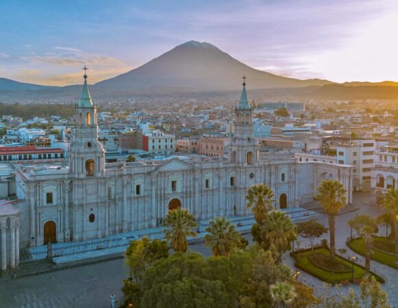 Tour in Peru 16 Days